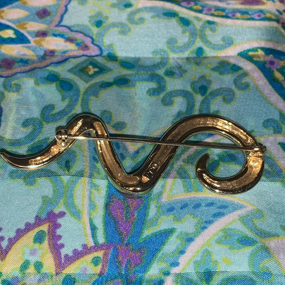 JJ Jonette Jewelry Gold Tone Swirl Brooch Pin - Picture 6 of 14